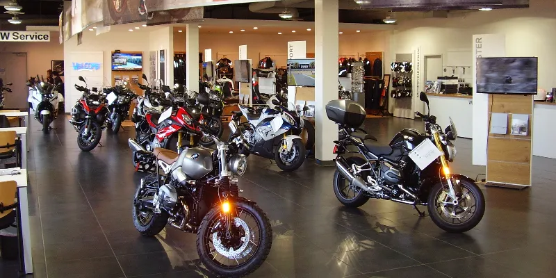 Cycle World